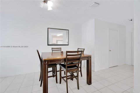 Casa en venta en Deerfield Beach, Florida, 3 dormitorios, 128.76 m2 № 1377601 - foto 20