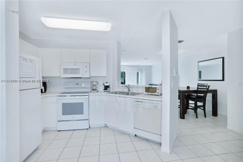 Casa en venta en Deerfield Beach, Florida, 3 dormitorios, 128.76 m2 № 1377601 - foto 22