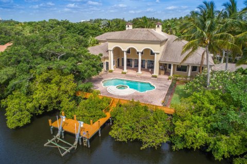 Villa ou maison à vendre à North Palm Beach, Floride: 7 chambres, 1083.05 m2 № 1047690 - photo 29