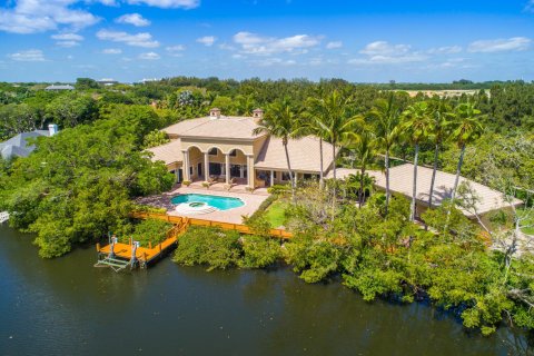 Villa ou maison à vendre à North Palm Beach, Floride: 7 chambres, 1083.05 m2 № 1047690 - photo 22