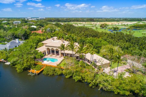 Villa ou maison à vendre à North Palm Beach, Floride: 7 chambres, 1083.05 m2 № 1047690 - photo 23