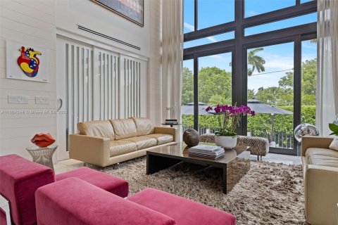 Casa en venta en Key Biscayne, Florida, 6 dormitorios, 484.58 m2 № 1224011 - foto 7