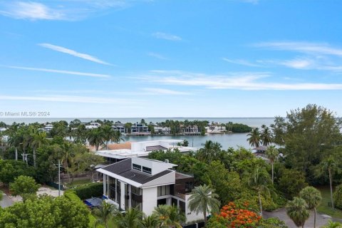 Villa ou maison à vendre à Key Biscayne, Floride: 6 chambres, 484.58 m2 № 1224011 - photo 2