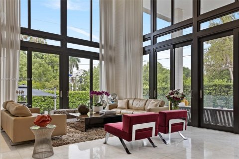 Villa ou maison à vendre à Key Biscayne, Floride: 6 chambres, 484.58 m2 № 1224011 - photo 6