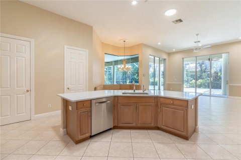 House in Naples, Florida 4 bedrooms, 325.16 sq.m. № 1327101 - photo 10