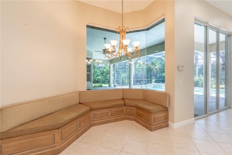 House in Naples, Florida 4 bedrooms, 325.16 sq.m. № 1327101 - photo 13