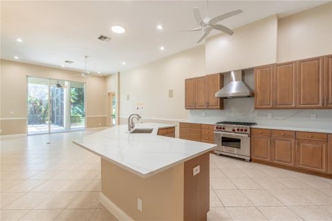 House in Naples, Florida 4 bedrooms, 325.16 sq.m. № 1327101 - photo 11