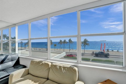 Condo in Fort Lauderdale, Florida, 1 bedroom  № 1070068 - photo 20