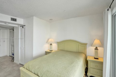 Condo in Fort Lauderdale, Florida, 1 bedroom  № 1070068 - photo 29