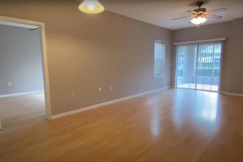 Condo in Orlando, Florida, 3 bedrooms  № 1298026 - photo 5