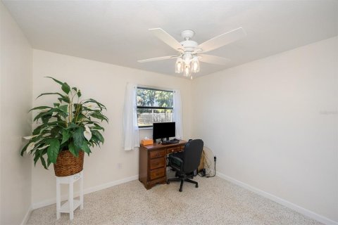 Casa en venta en Merrit Island, Florida, 4 dormitorios, 168.52 m2 № 1192227 - foto 17