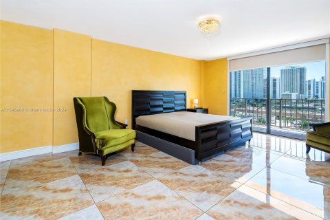 Condo in Sunny Isles Beach, Florida, 3 bedrooms  № 1057698 - photo 28