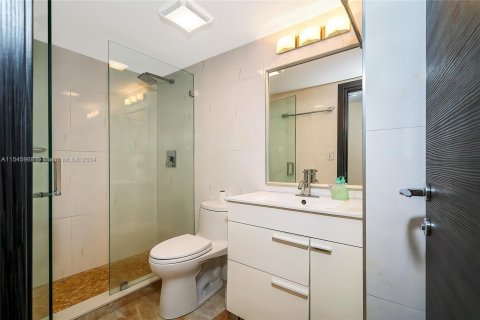 Copropriété à vendre à Sunny Isles Beach, Floride: 3 chambres, 210.61 m2 № 1057698 - photo 10