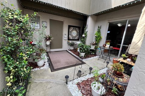 Adosado en venta en Fern Park, Florida, 3 dormitorios, 138.8 m2 № 1346338 - foto 1