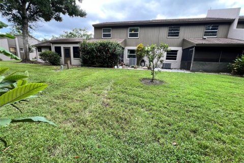 Townhouse in Fern Park, Florida 3 bedrooms, 138.8 sq.m. № 1346338 - photo 25