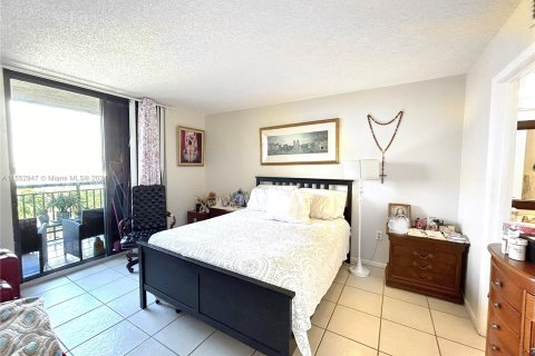 Copropriété à vendre à Miami, Floride: 2 chambres, 88.26 m2 № 1072928 - photo 17