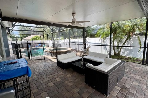 Casa en venta en Orlando, Florida, 4 dormitorios, 307.6 m2 № 1386145 - foto 30