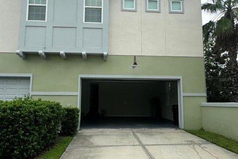 Townhouse in Orlando, Florida 3 bedrooms, 180.69 sq.m. № 1403438 - photo 15