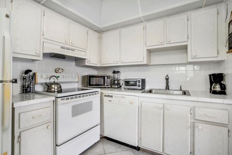 Condominio en venta en Delray Beach, Florida, 1 dormitorio, 66.89 m2 № 1041057 - foto 12