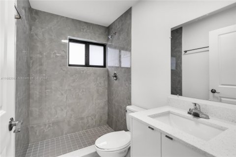 Casa en venta en Miami, Florida, 3 dormitorios, 120.77 m2 № 1413826 - foto 9