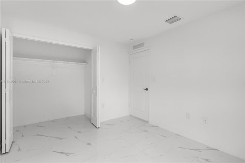 Casa en venta en Miami, Florida, 3 dormitorios, 120.77 m2 № 1413826 - foto 7