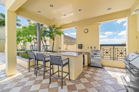 Condo in West Palm Beach, Florida, 2 bedrooms  № 1060296 - photo 22