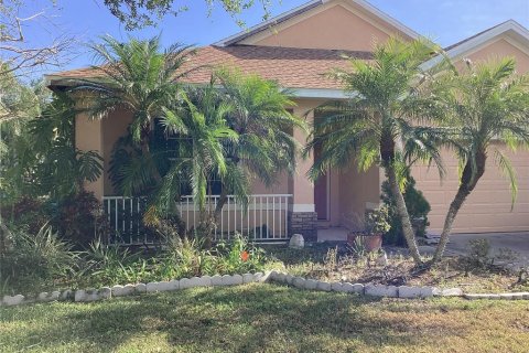 Villa ou maison à vendre à North Port, Floride: 3 chambres, 170.75 m2 № 1296865 - photo 1