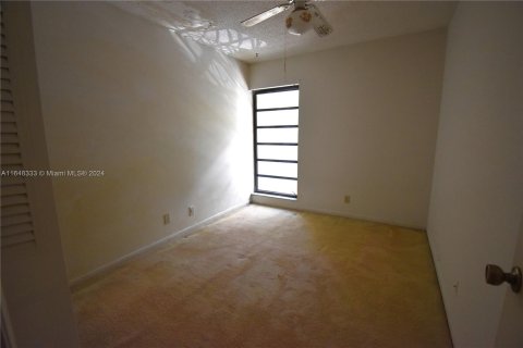 Adosado en venta en Pembroke Pines, Florida, 3 dormitorios, 136.75 m2 № 1330815 - foto 13