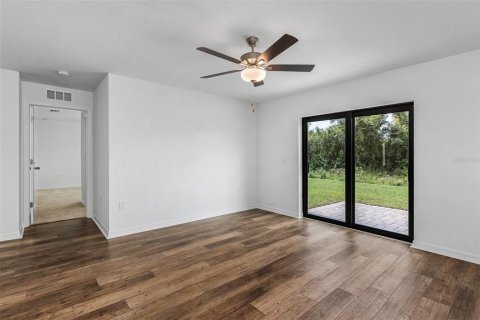 Casa en venta en North Port, Florida, 3 dormitorios, 117.99 m2 № 1246069 - foto 11