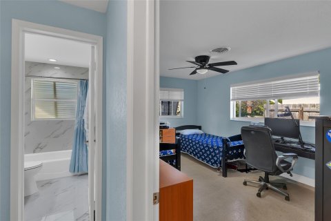 Villa ou maison à vendre à Pompano Beach, Floride: 4 chambres, 213.68 m2 № 1077543 - photo 27