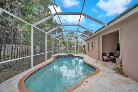Casa en venta en Pembroke Pines, Florida, 4 dormitorios, 201.78 m2 № 1049583 - foto 23