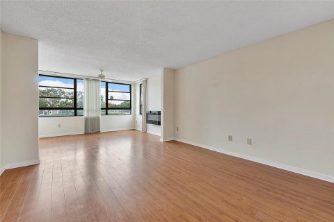 Condo in Fort Lauderdale, Florida, 2 bedrooms  № 1226756 - photo 16