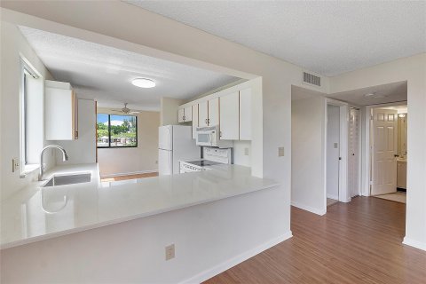 Condo in Fort Lauderdale, Florida, 2 bedrooms  № 1226756 - photo 23