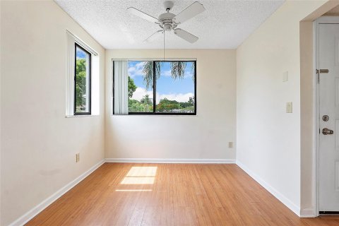 Copropriété à vendre à Fort Lauderdale, Floride: 2 chambres, 120.22 m2 № 1226756 - photo 26