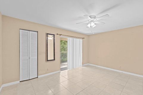 Condominio en venta en Palm Springs, Florida, 1 dormitorio, 59.64 m2 № 1226647 - foto 9