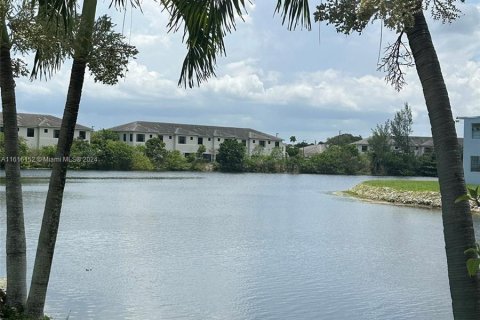 Copropriété à vendre à Miami Gardens, Floride: 2 chambres, 83.8 m2 № 1238245 - photo 26