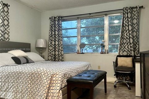 Copropriété à vendre à Miami Gardens, Floride: 2 chambres, 83.8 m2 № 1238245 - photo 18