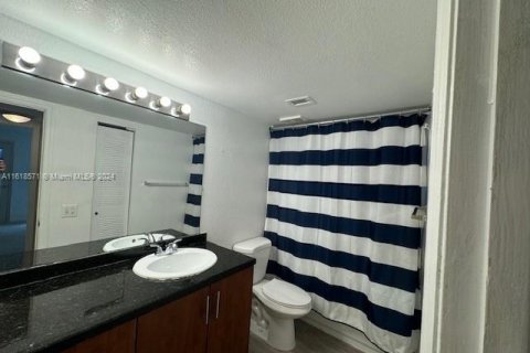 Condominio en venta en Sunrise, Florida, 1 dormitorio, 69.03 m2 № 1242054 - foto 17