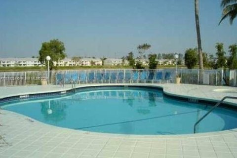 Condominio en venta en Oakland Park, Florida, 1 dormitorio, 74.51 m2 № 1239526 - foto 19