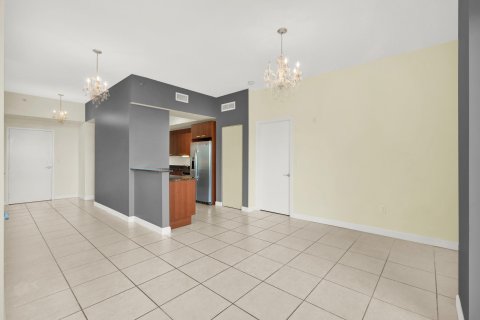 Condominio en venta en Wilton Manors, Florida, 1 dormitorio, 128.76 m2 № 1020108 - foto 13