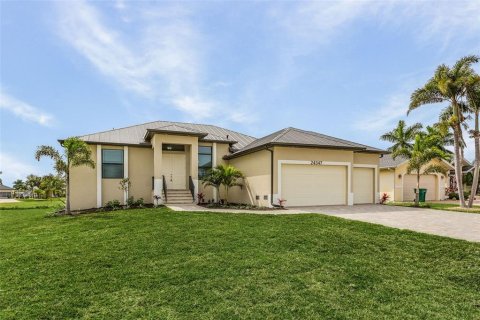 Casa en venta en Punta Gorda, Florida, 3 dormitorios, 181.07 m2 № 1067363 - foto 1