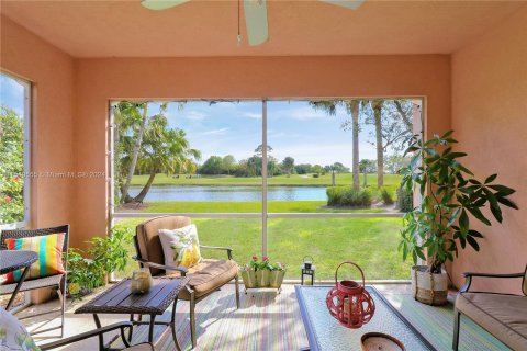Купить виллу или дом в Стьюарт, Флорида 2 спальни, 141.95м2, № 1033629 - фото 17