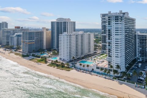 Condo in Fort Lauderdale, Florida, 1 bedroom  № 1222822 - photo 13