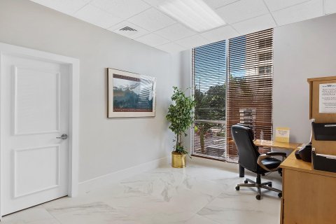 Condo in Fort Lauderdale, Florida, 1 bedroom  № 1222822 - photo 1