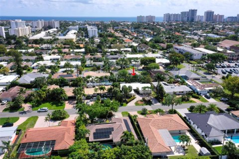 House in Fort Lauderdale, Florida 4 bedrooms, 237.46 sq.m. № 1051388 - photo 3