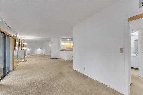 Condominio en venta en Tamarac, Florida, 2 dormitorios, 76.83 m2 № 1068122 - foto 21