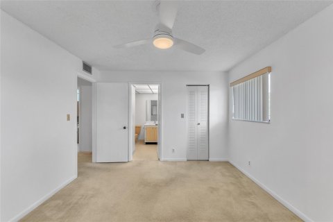 Copropriété à vendre à Tamarac, Floride: 2 chambres, 76.83 m2 № 1068122 - photo 12