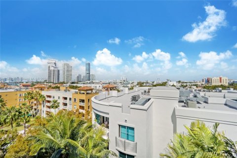 Condominio en venta en Miami Beach, Florida, 1 dormitorio, 76.74 m2 № 1040132 - foto 12