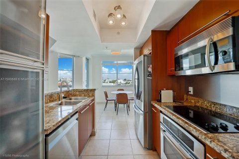 Condominio en venta en Miami Beach, Florida, 1 dormitorio, 76.74 m2 № 1040132 - foto 6