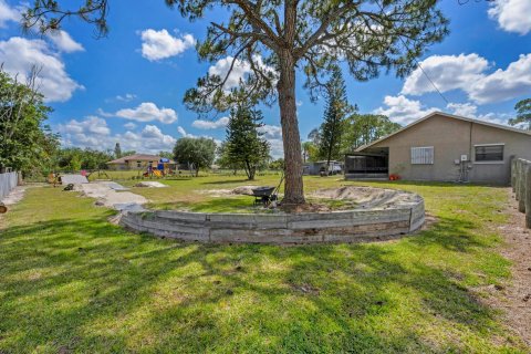 House in Loxahatchee Groves, Florida 3 bedrooms, 172.71 sq.m. № 1159570 - photo 20